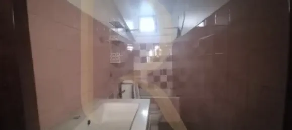 208m² Building in Lisbon, Portugal No. 102629 17