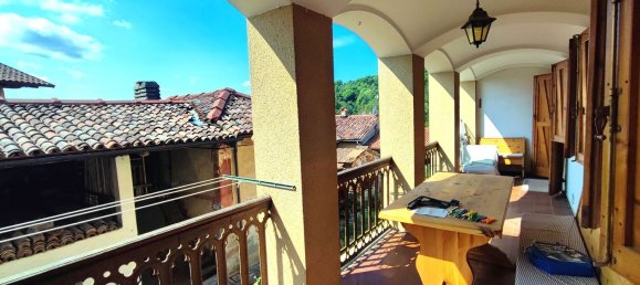 Apartamento de 4 dormitorios en Netro, Italy No. 327436 16