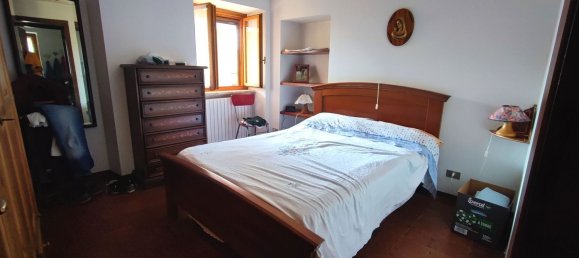 Apartamento de 4 dormitorios en Netro, Italy No. 327436 10