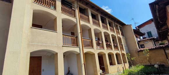 Apartamento de 4 dormitorios en Netro, Italy No. 327436 2