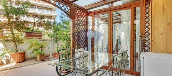 1 bedroom Apartment in Milan, Italy No. 270489 3