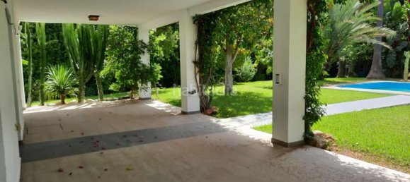 4 bedrooms Villa in Marbella, Spain No. 29094 7