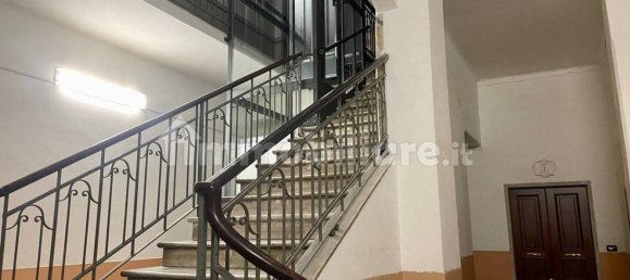 2 bedrooms Apartment in Genoa, Italy No. 36210 2