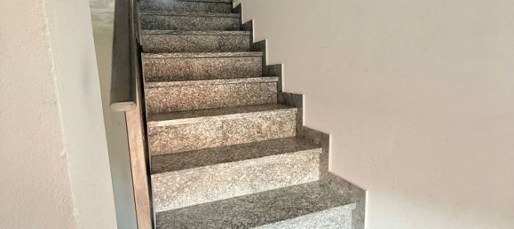 Дуплекс с 4 комнатами в Черрионе, Италия № 277886 4