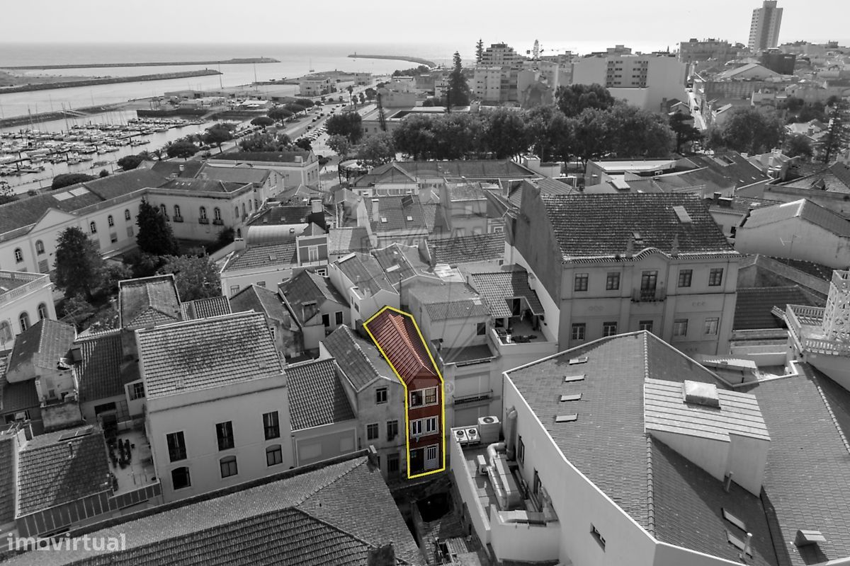 9 bedrooms Building in Figueira da Foz, Portugal No. 307838