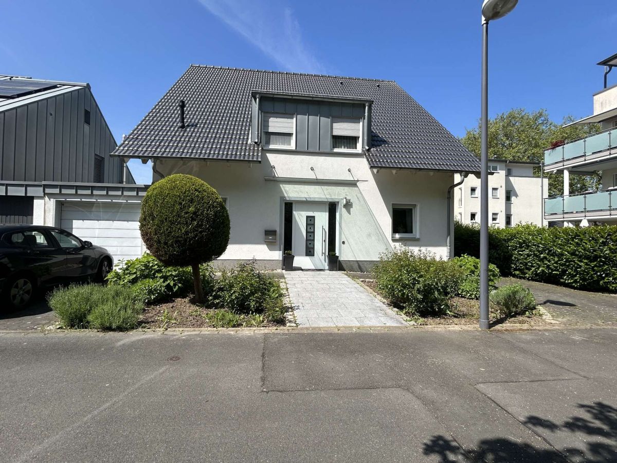 Casa de 4 dormitorios en Unna, Germany No. 355324