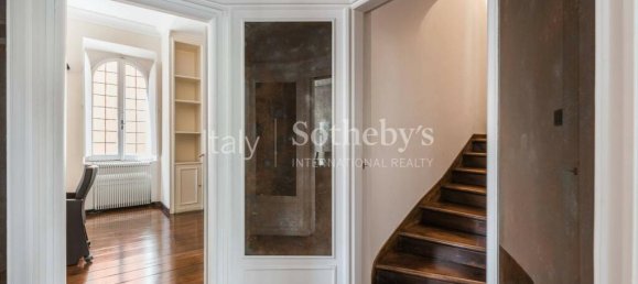 4 bedrooms Villa in Rome, Italy No. 85333 14