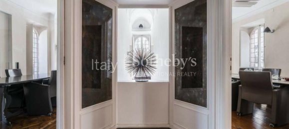 4 bedrooms Villa in Rome, Italy No. 85333 13