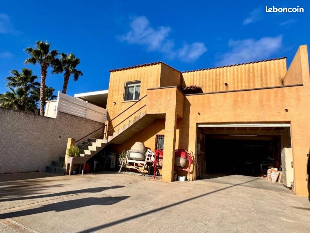 3 غرف نوم منزل في Sauvian, France رقم 201653