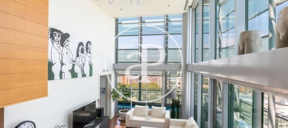 3 bedrooms Penthouse in Sant Marti, Spain No. 19239 29