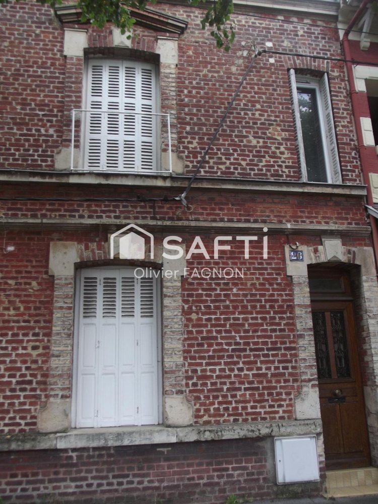 3 bedrooms House in Soissons, France No. 221128