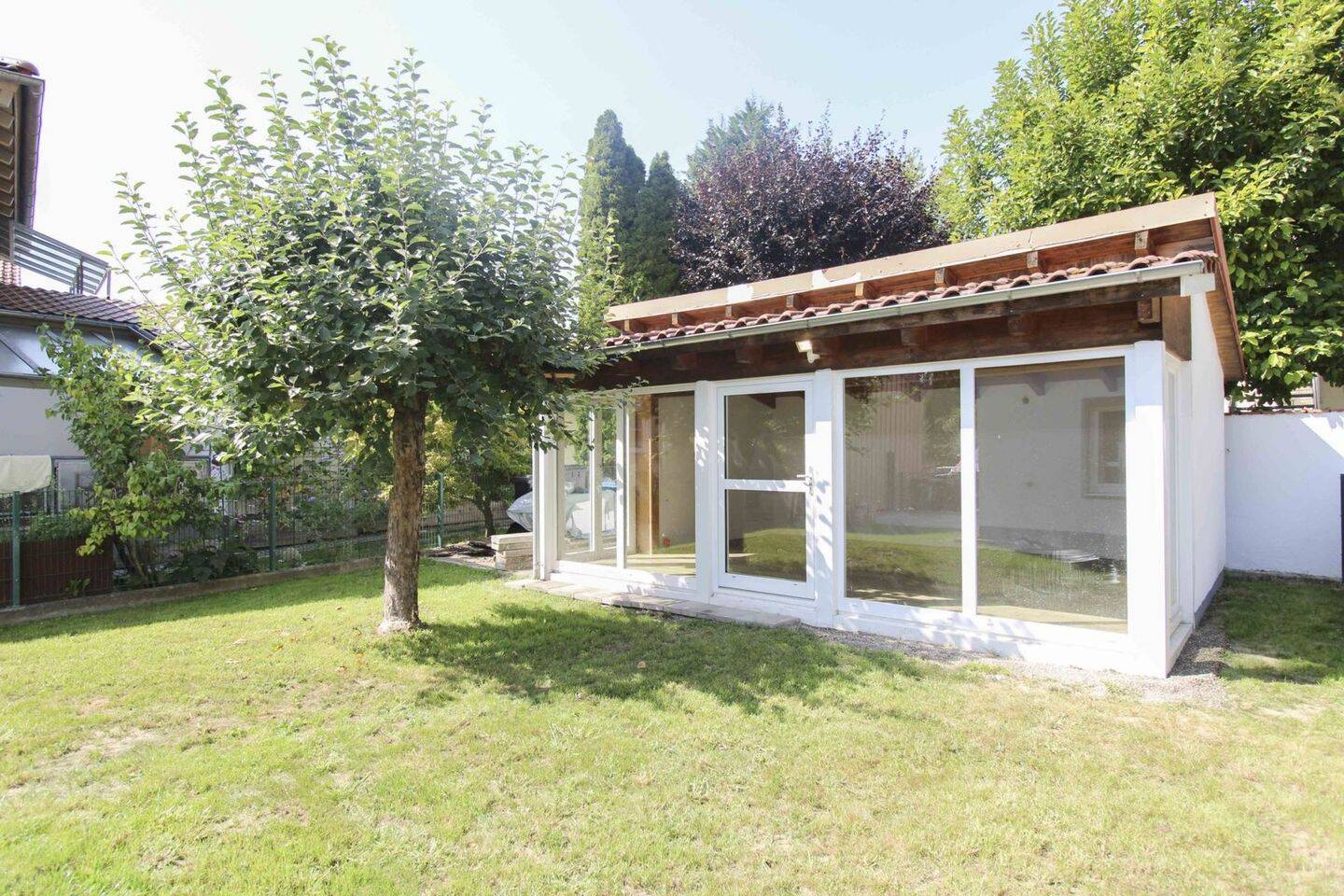 Bâtiment à Neuburg-Schrobenhausen, Germany 550m² No. 328494