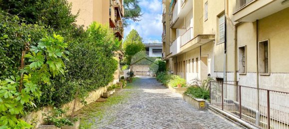 Apartamento de 2 dormitorios en Rome, Italy No. 310091 3