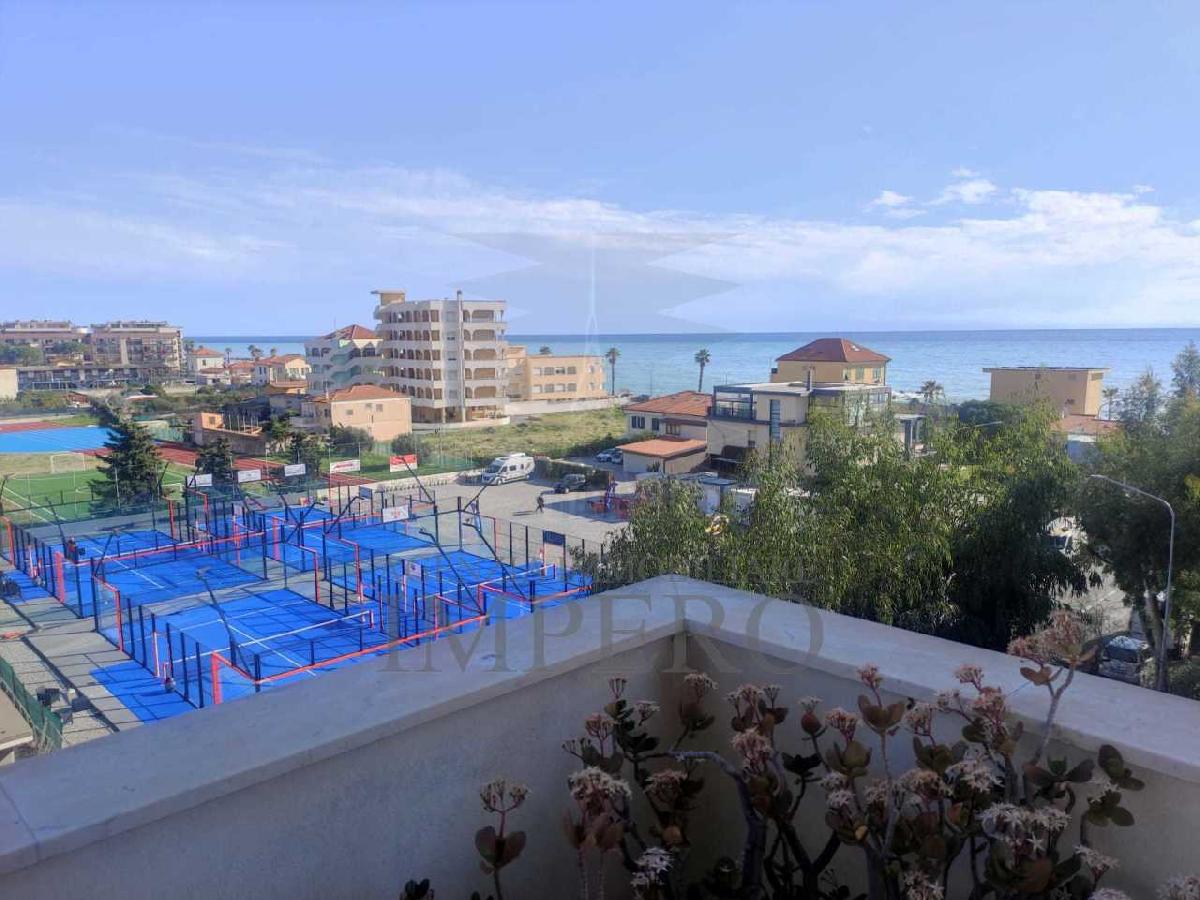 2 bedrooms Apartment in Ventimiglia, Italy No. 391234