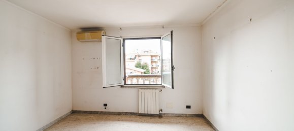 3 rooms Apartment in Rome, Italy No. 190568 11