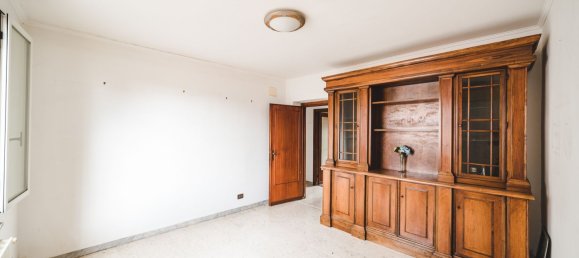 3 rooms Apartment in Rome, Italy No. 190568 10