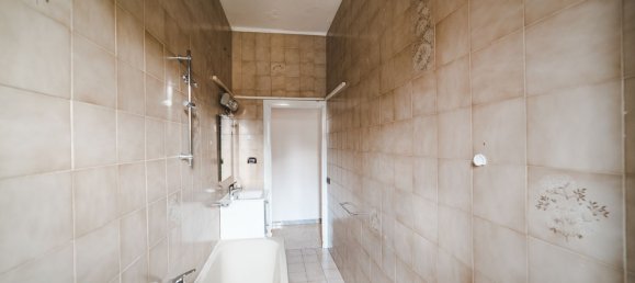 3 rooms Apartment in Rome, Italy No. 190568 28