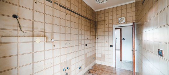 3 rooms Apartment in Rome, Italy No. 190568 25