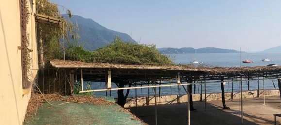 500m² Commercial property in Ghiffa, Italy No. 322728 4