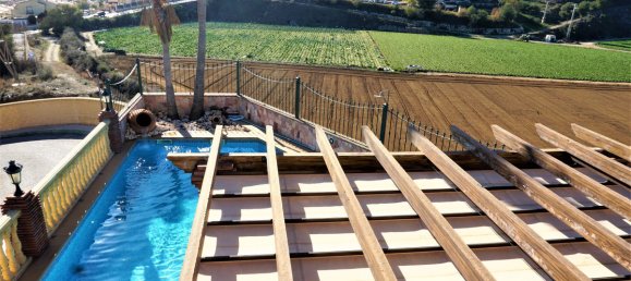 3 غرف نوم فيلا في Torre del Mar, Spain رقم 54137 66