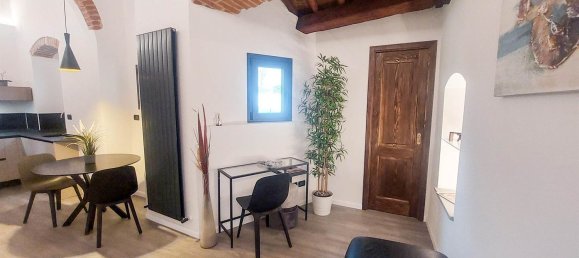 2 rooms Apartment in Florence, Italy No. 49485 2