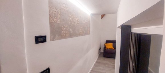 2 rooms Apartment in Florence, Italy No. 49485 6