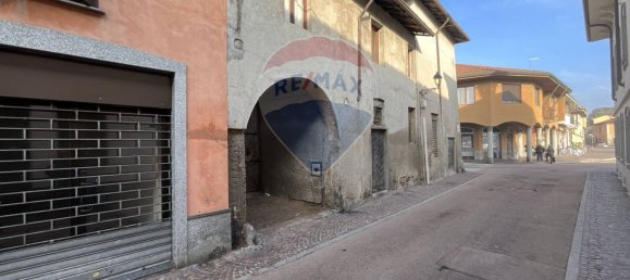 5 rooms House in Casorezzo, Italy No. 308695 2