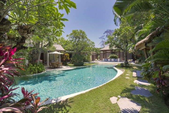 4 bedrooms Villa for rent in Seminyak, Badung, Bali, Indonesia № 2953