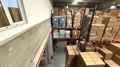  مستودع في Paracuellos de Jarama, Spain 500متر مربع رقم 205698