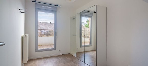 3 bedrooms Apartment in Bezons, France No. 170008 9