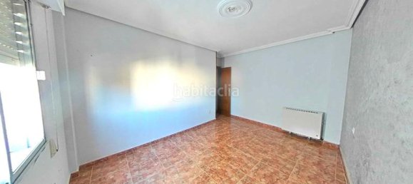 4 Schlafzimmer Wohnung in Torredonjimeno, Spain, Nr. 167407 12
