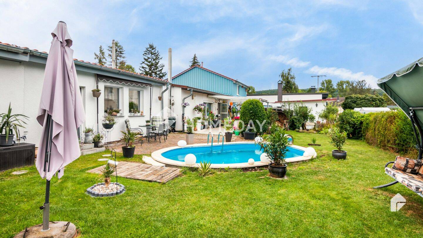 Бунгало с 4 спальнями в Ильм, Германия № 31926