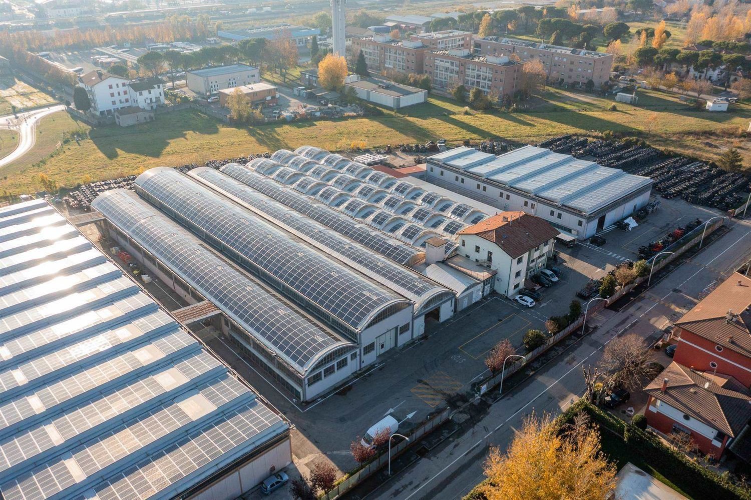 Armazém em Forlì, Italy 11071 m² N.º 222643