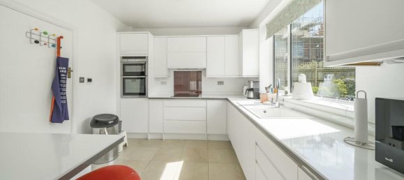 4 غرف نوم منزل في Beckenham, United Kingdom رقم 14369 9