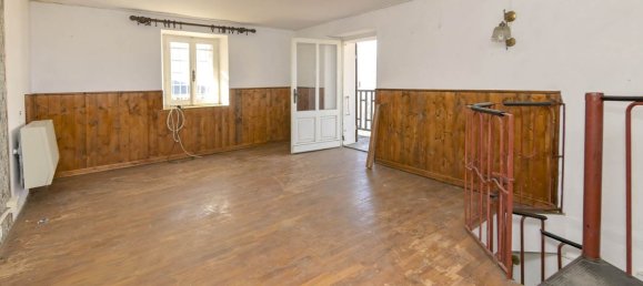 6 rooms House in Barge, Italy No. 106365 33