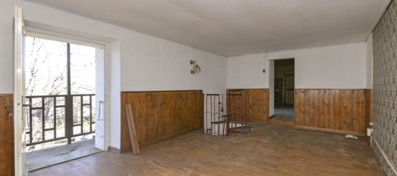 6 rooms House in Barge, Italy No. 106365 34