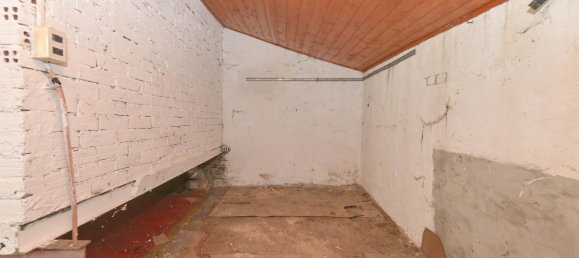 6 rooms House in Barge, Italy No. 106365 42