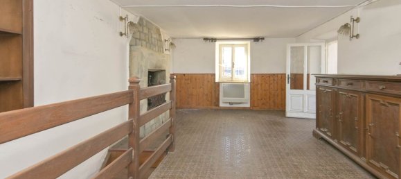 6 rooms House in Barge, Italy No. 106365 22