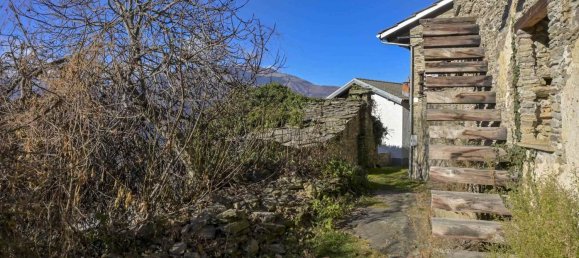 6 rooms House in Barge, Italy No. 106365 15