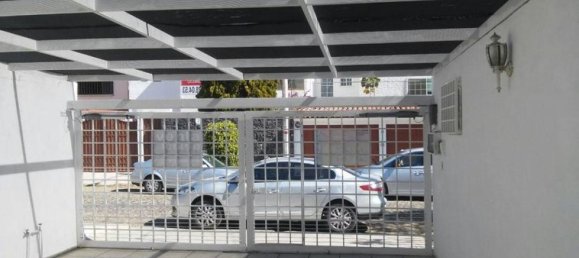 3 bedrooms House in Queretaro, Mexico No. 147183 2