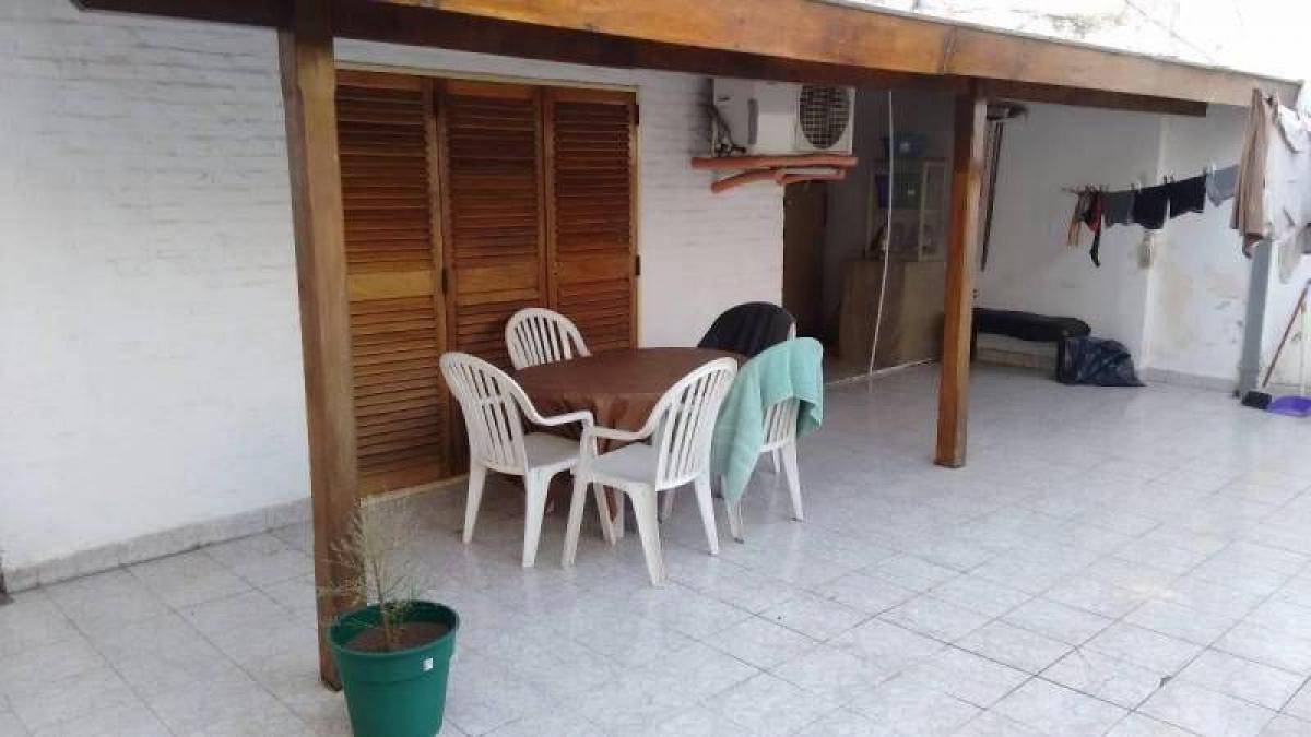 3 bedrooms House in Buenos Aires, Argentina No. 95226