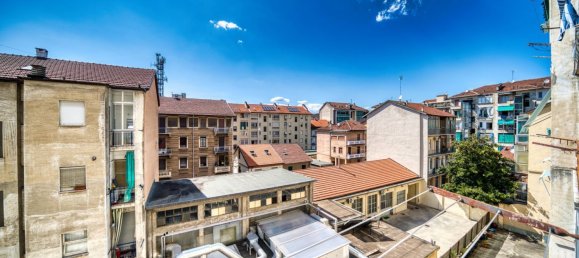 2 bedrooms Apartment in Turin, Italy No. 333488 8