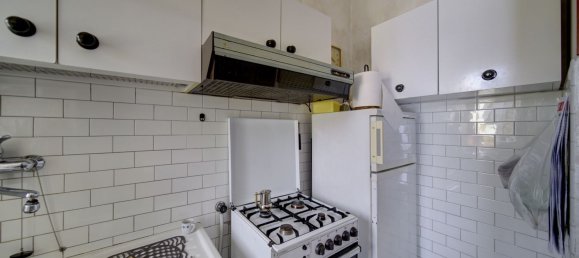 2 bedrooms Apartment in Turin, Italy No. 333488 4