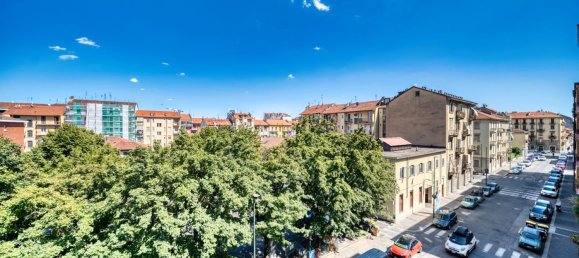 2 bedrooms Apartment in Turin, Italy No. 333488 13