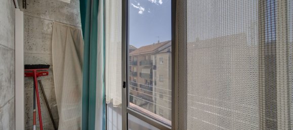 2 bedrooms Apartment in Turin, Italy No. 333488 6