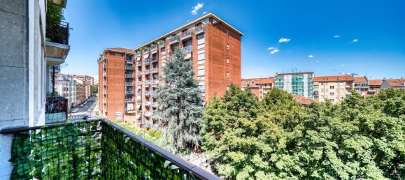 2 bedrooms Apartment in Turin, Italy No. 333488 14