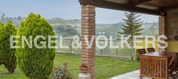 9 chambres Maison à Canelli, Italy No. 131395 25