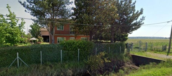 Casa de 10 habitaciónes en Budrio, Italy No. 35288 9