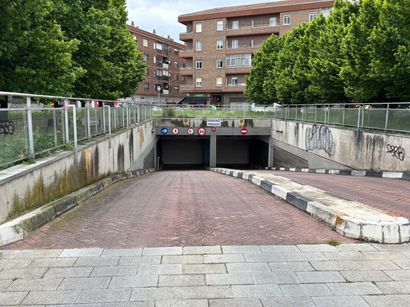 Garaje en Vitoria-Gasteiz, Spain No. 201539