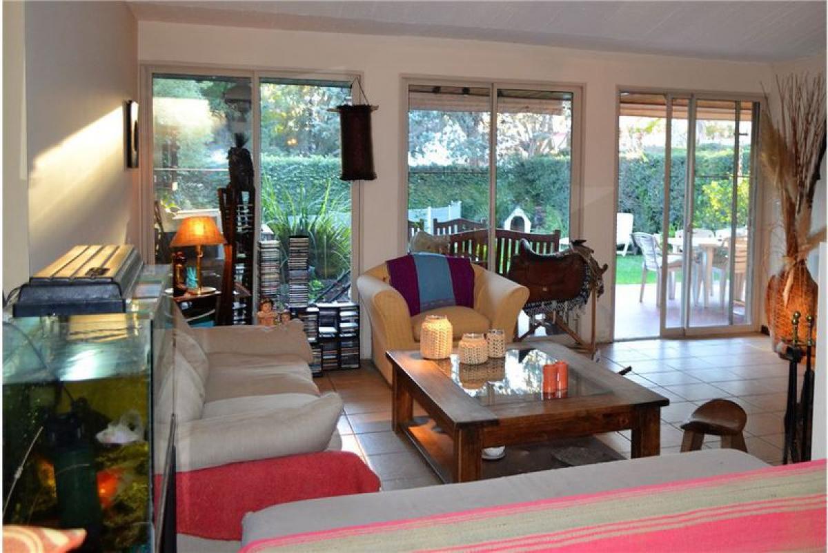 4 bedrooms House in San Isidro, Argentina No. 64417